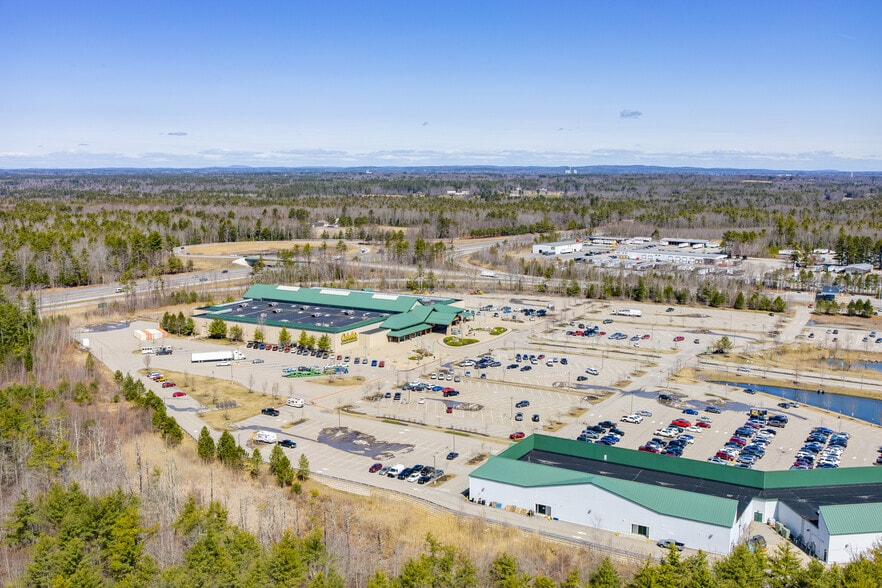 More Photos Of Cabela's, Scarborough General Retail For Sale