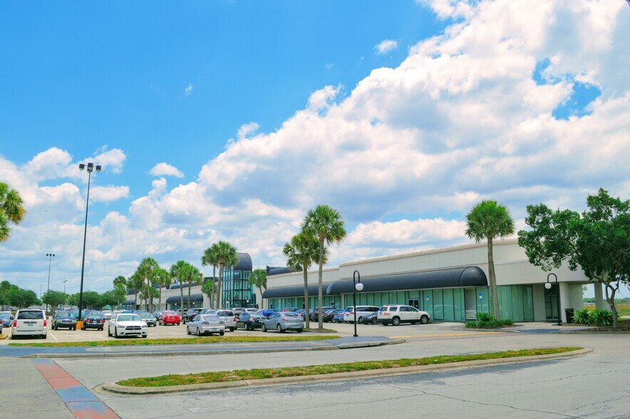 4600 E Colonial Dr, Orlando, FL 32803 For Lease