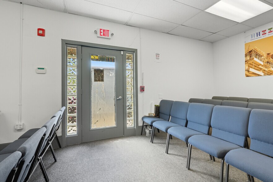 More Photos Of 100 Central St, Southbridge General Retail For Lease