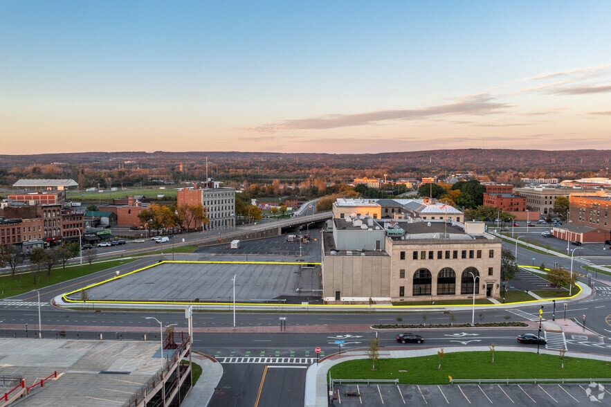 221 Oriskany St E, Utica, NY 13501 Office For Lease