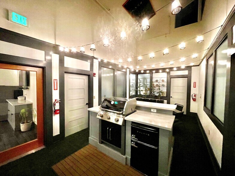 More Photos Of 8212 N Denver Ave, Portland Apartments For Sale