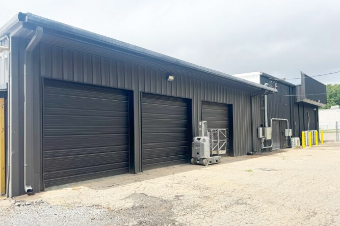 More Photos Of 2920 Lee Ave, Sanford Industrial For Sale