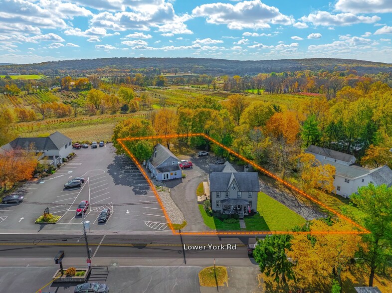 Primary Photo Of 5761 Lower York Rd, New Hope Storefront Retail Residential For Lease