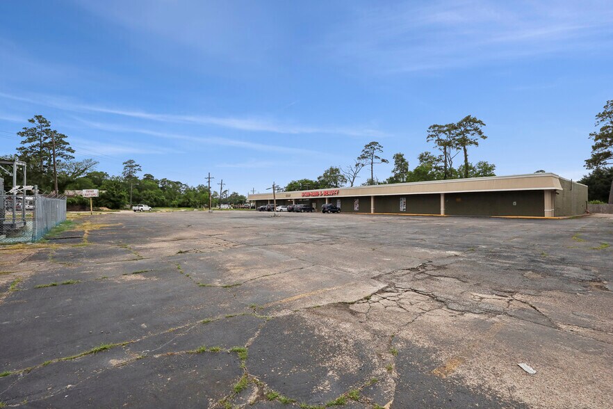 More Photos Of 3410 Concord Rd, Beaumont Storefront For Sale