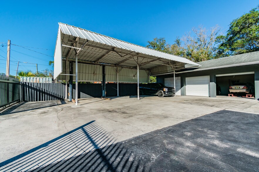 More Photos Of 4615 N 34th St, Tampa Warehouse For Sale