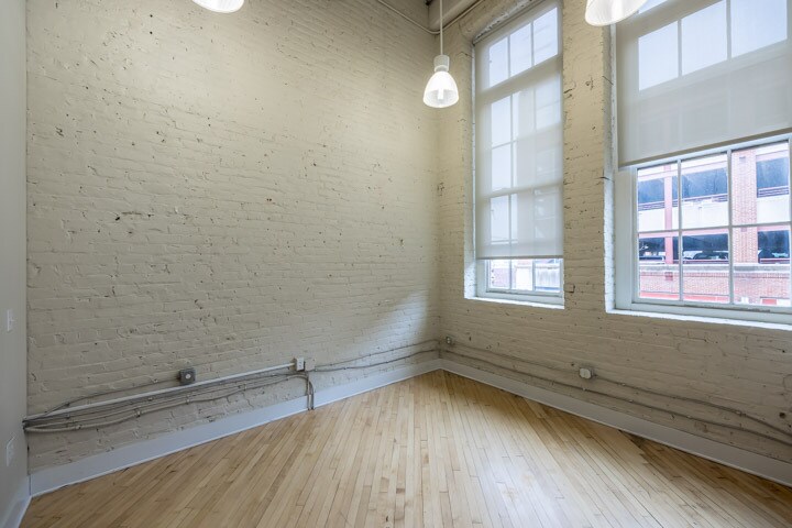 More Photos Of 317 E Water St, Charlottesville Office For Sale