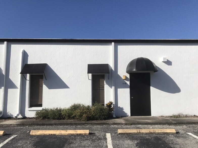 More Photos Of 410 W Renfro St, Plant City Office For Lease