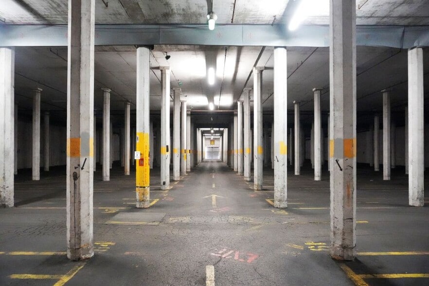 More Photos Of 201 N 19th St, Corpus Christi Warehouse For Lease