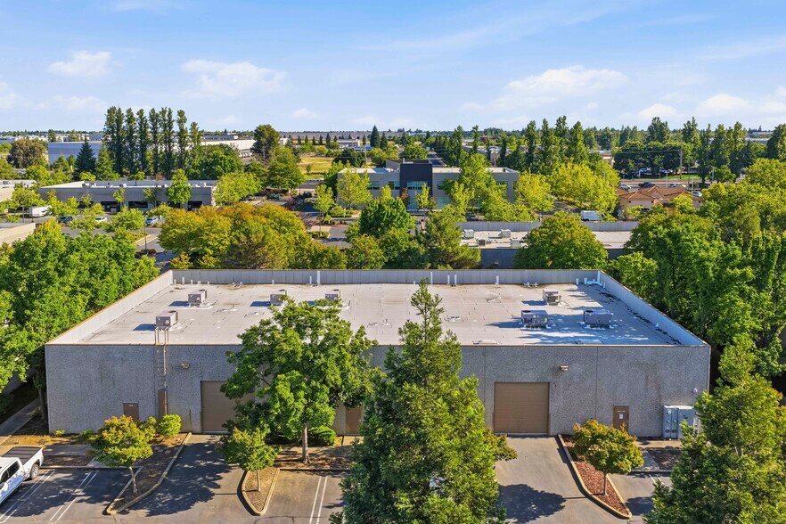 Primary Photo Of 1358 Blue Oaks Blvd, Roseville Light Distribution For Sale