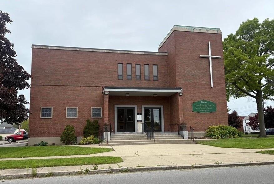 Primary Photo Of 2499 Independence Ave, Niagara Falls Religious Facility For Sale