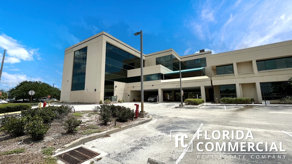 More Photos Of 900-904 E Prima Vista Blvd, Port Saint Lucie Office For Lease