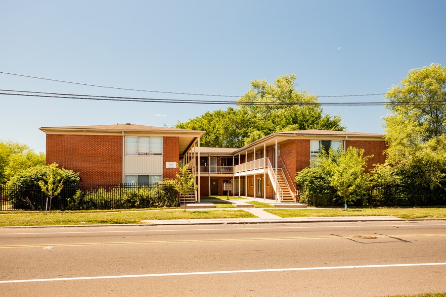More Photos Of 9455 Chalmers St, Detroit Apartments For Sale