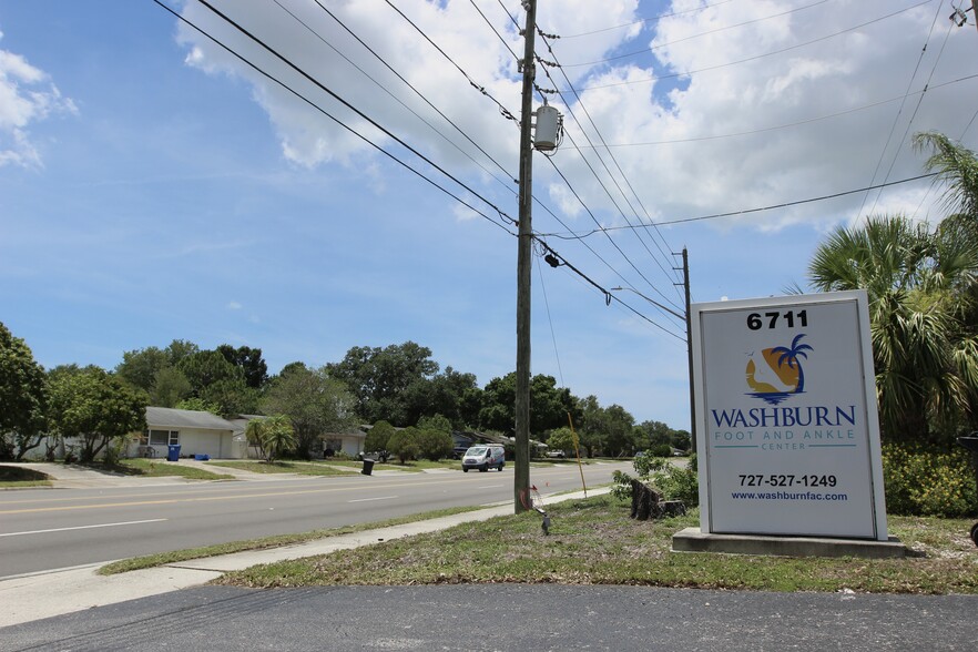 More Photos Of 6711 38th Ave N, Saint Petersburg Medical For Sale