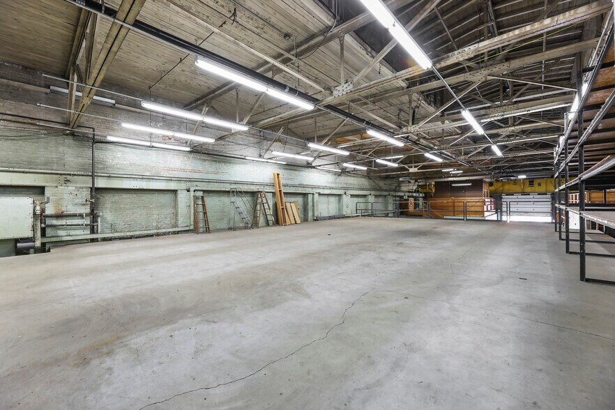 More Photos Of 1311 East St, Pittsfield Industrial For Sale