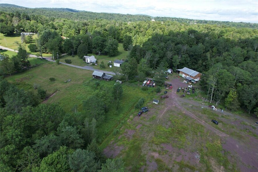 More Photos Of 41 Martin Ln, Mongaup Valley Service For Sale