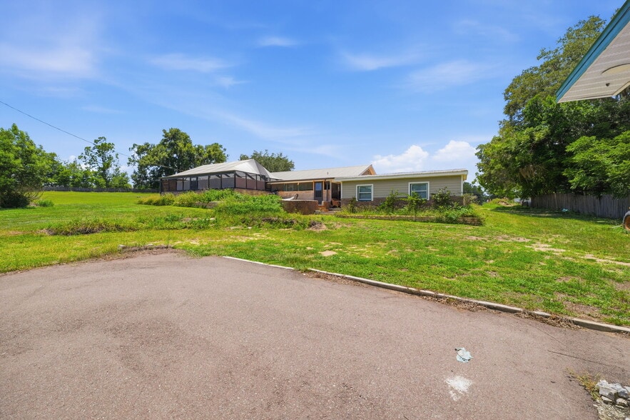 More Photos Of 8744 Gall Blvd, Zephyrhills Hotel For Sale