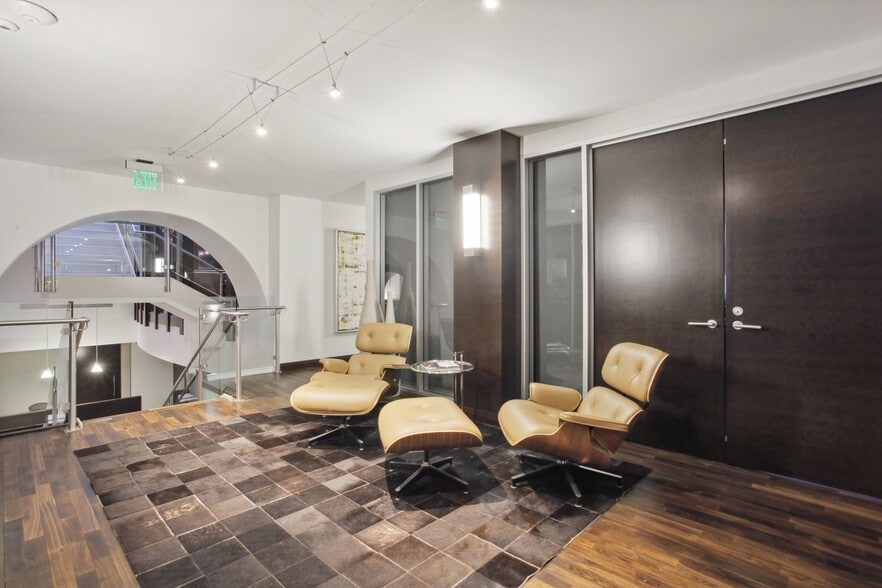 More Photos Of 730 17th St, Denver Office For Sale