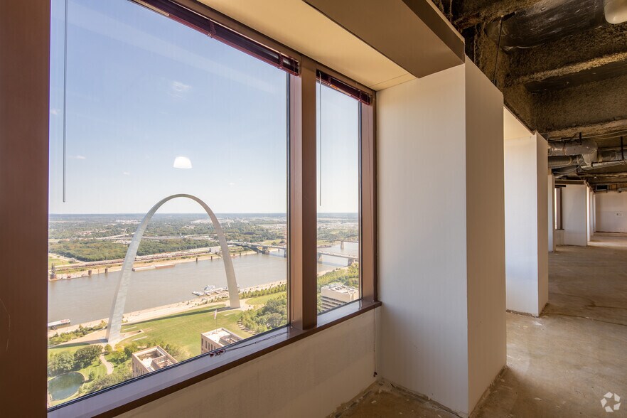 Photo of 40th Floor Ste 