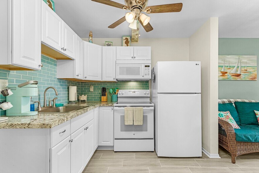 More Photos Of 3226 Stringfellow Rd, Saint James City Apartments For Sale