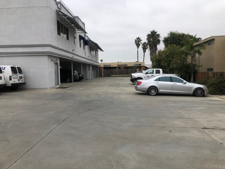 More Photos Of 424-428 Broadway, Chula Vista Office For Sale