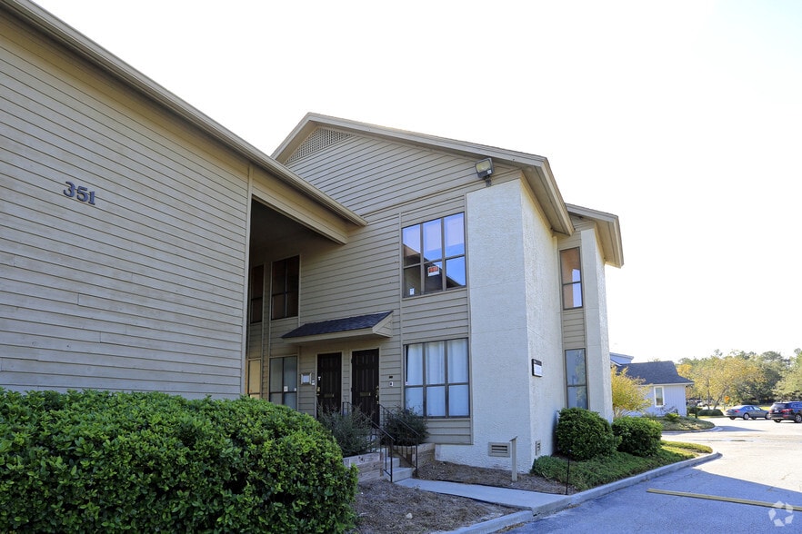 More Photos Of 351 Commercial Dr, Savannah Office Residential For Lease