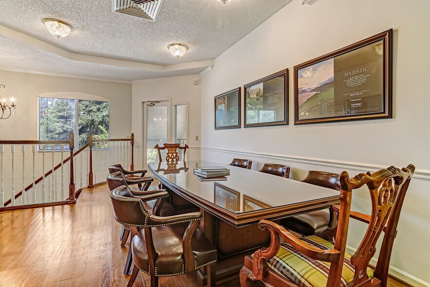 More Photos Of 5233 San Jose Blvd, Jacksonville Office Residential For Lease