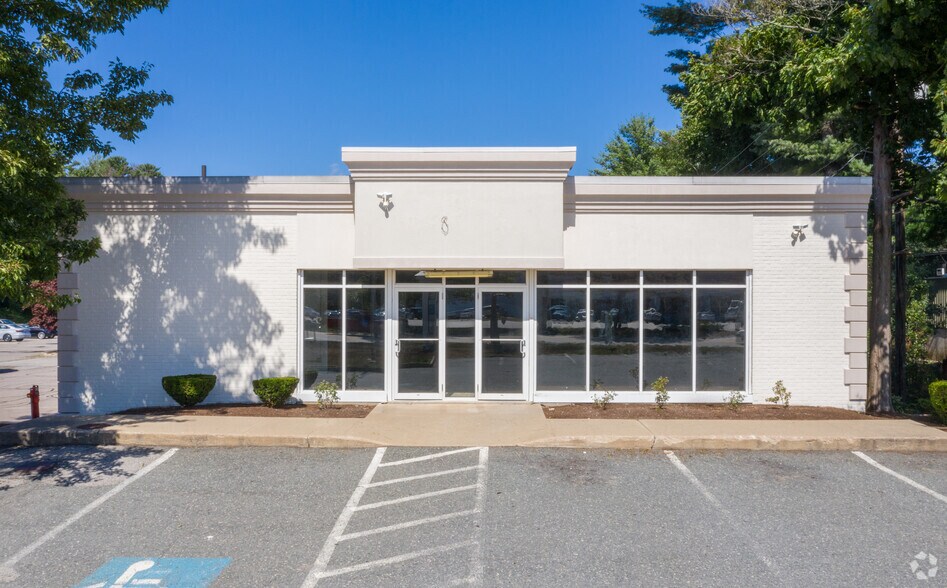 More Photos Of 433 Washington St, Norwell Freestanding For Lease