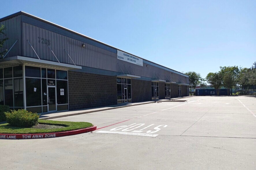 More Photos Of 7265 W 43rd St, Houston Warehouse For Lease