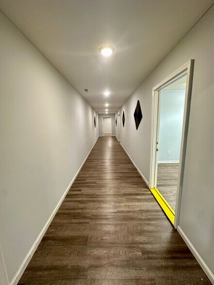 More Photos Of 315 Transport Dr, Cookeville Warehouse For Lease