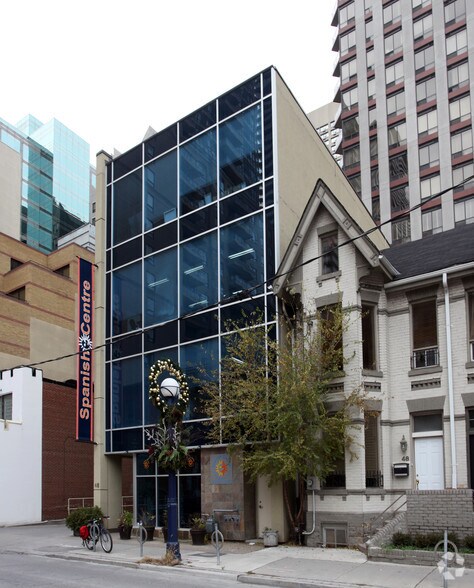 More Photos Of 46 Hayden St, Toronto Office For Lease