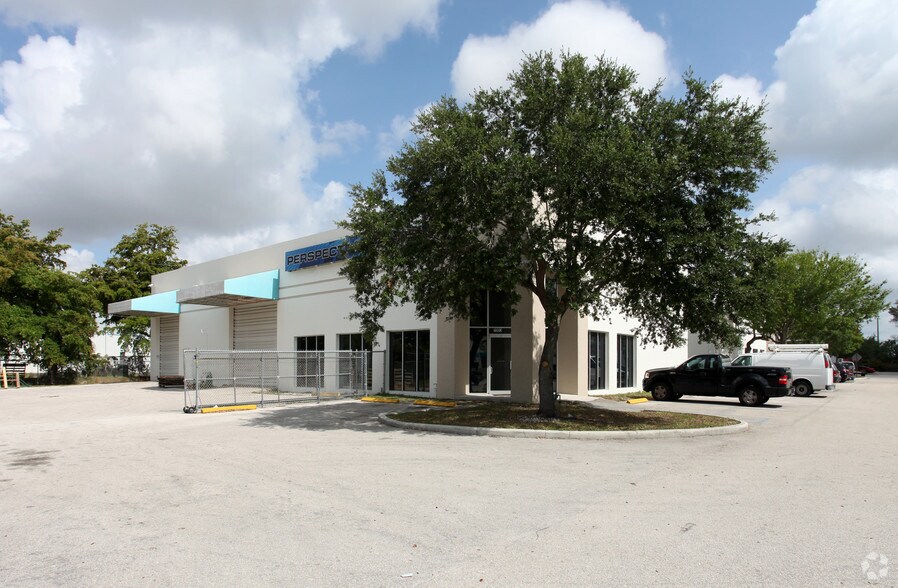 Primary Photo Of 1903 NW 40th Ct, Pompano Beach Warehouse For Lease