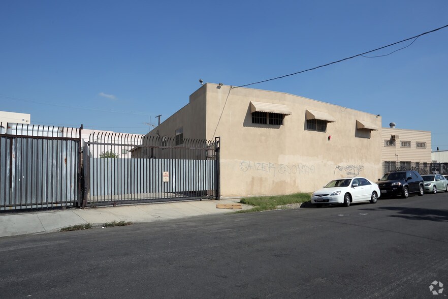 More Photos Of 1623-1643 E 22nd St, Los Angeles Warehouse For Lease