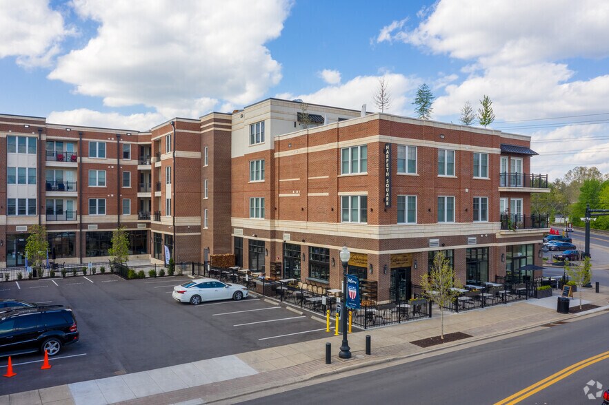 More Photos Of 122 E Main St, Franklin Storefront For Lease