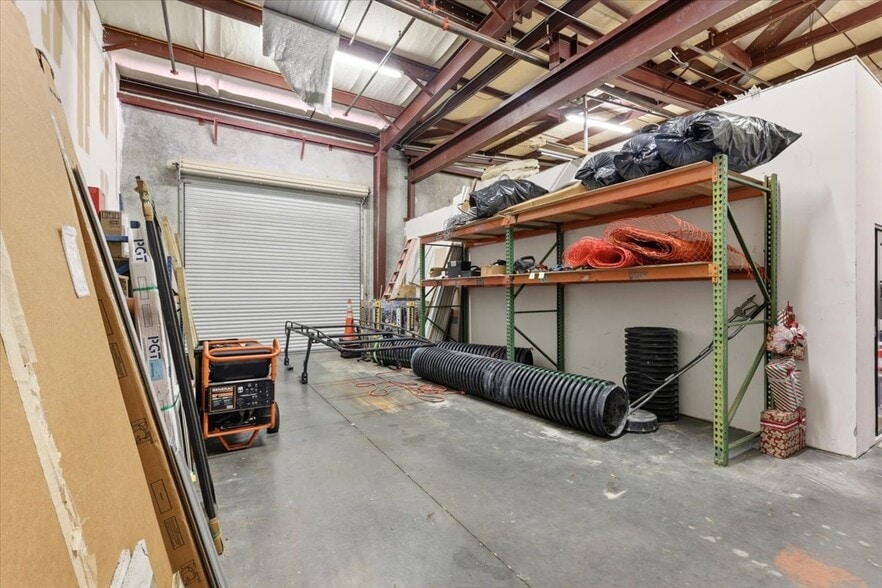 More Photos Of 1220 Biscayne Blvd, Deland Warehouse For Sale