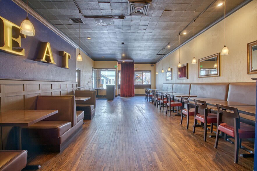 More Photos Of 816 Main St, Louisville Restaurant For Sale