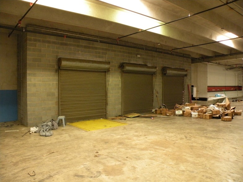 More Photos Of 4095 Old Salisbury Rd, Lexington Warehouse For Lease