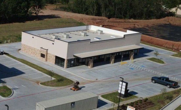 More Photos Of 1810-1822 W Norfolk Dr, Broken Arrow General Retail For Lease