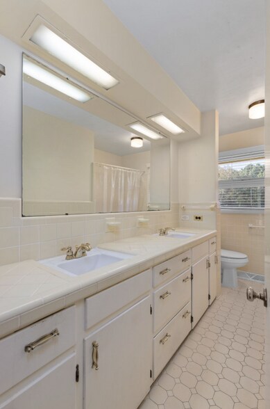 More Photos Of 2763 US 43, Lawrenceburg Manufactured Housing Mobile Home Park For Sale