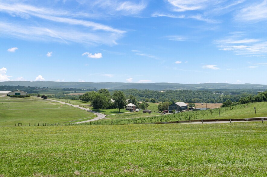 More Photos Of 2006 Mount Pleasant Rd, Greensburg Freestanding For Sale