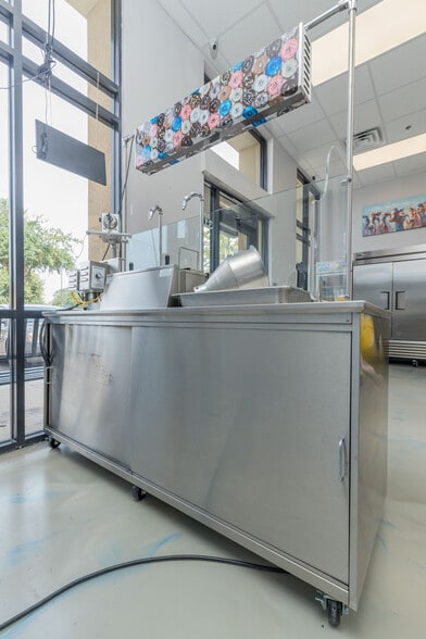 More Photos Of 2219 County Road 220, Middleburg General Retail For Sale