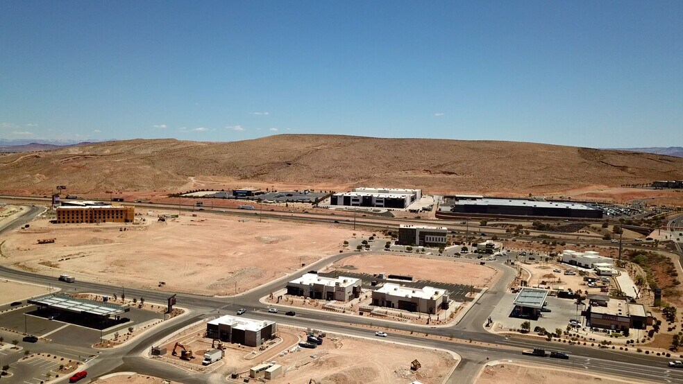 More Photos Of 4655 S Pioneer Rd, St George Land For Lease