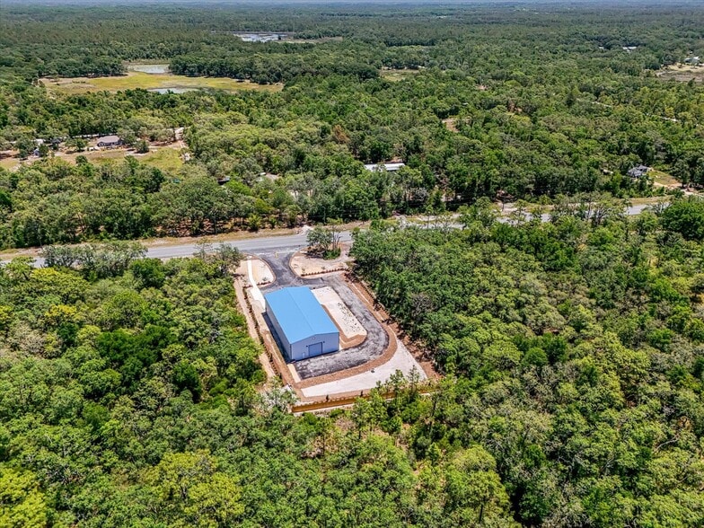 More Photos Of 8037 Treiman Blvd, Webster Warehouse For Sale