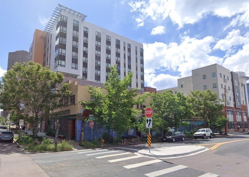 2195-2199 California St  