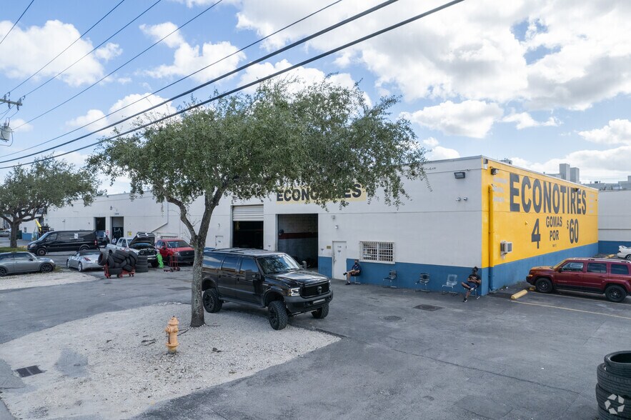Primary Photo Of 7005-7145 NW 41 St, Miami Warehouse For Lease