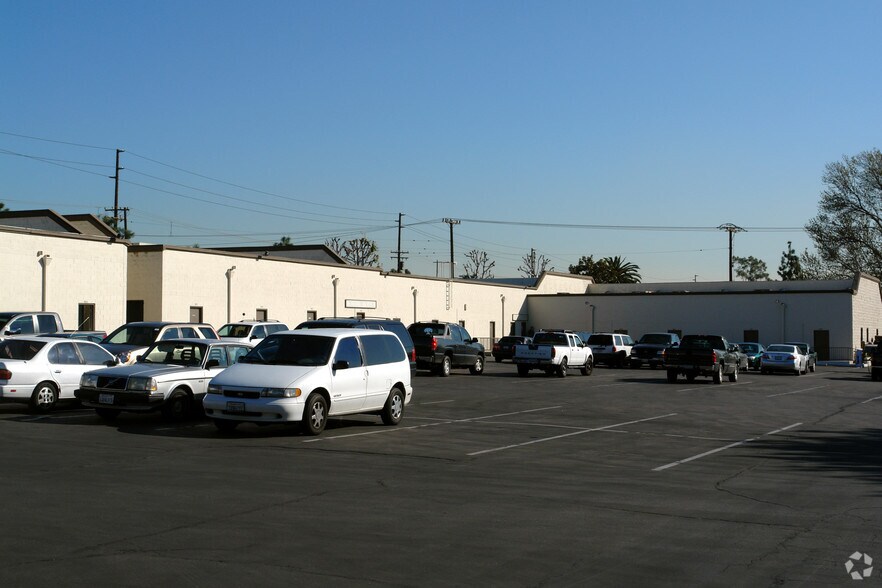 More Photos Of 867-921 E Cypress St, Covina Unknown For Lease