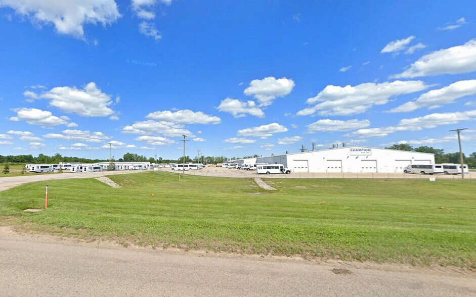 More Photos Of 331 Graham Rd, Imlay City Manufacturing For Lease