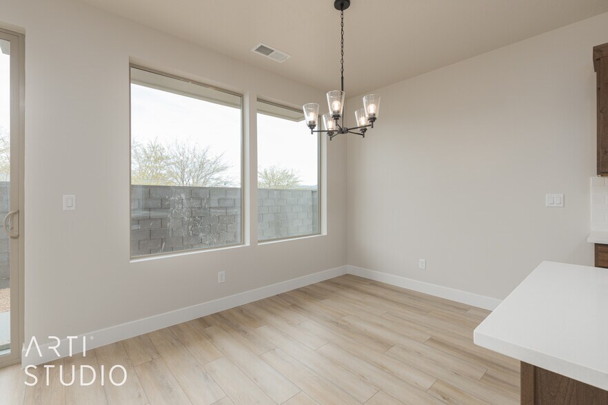 More Photos Of 1990 W 250 S, Hurricane Apartments For Sale