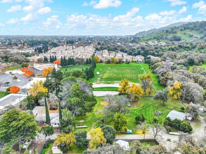 More Photos Of 300-316 Butcher Rd, Vacaville Land For Sale