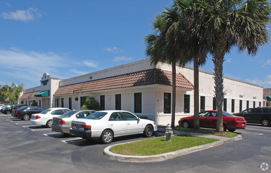 Primary Photo Of 4800 Linton Blvd, Delray Beach Medical For Lease