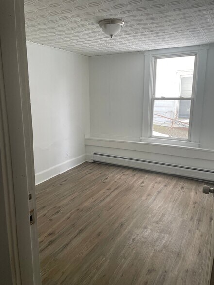 More Photos Of 27 Gallup St, North Adams Apartments For Sale